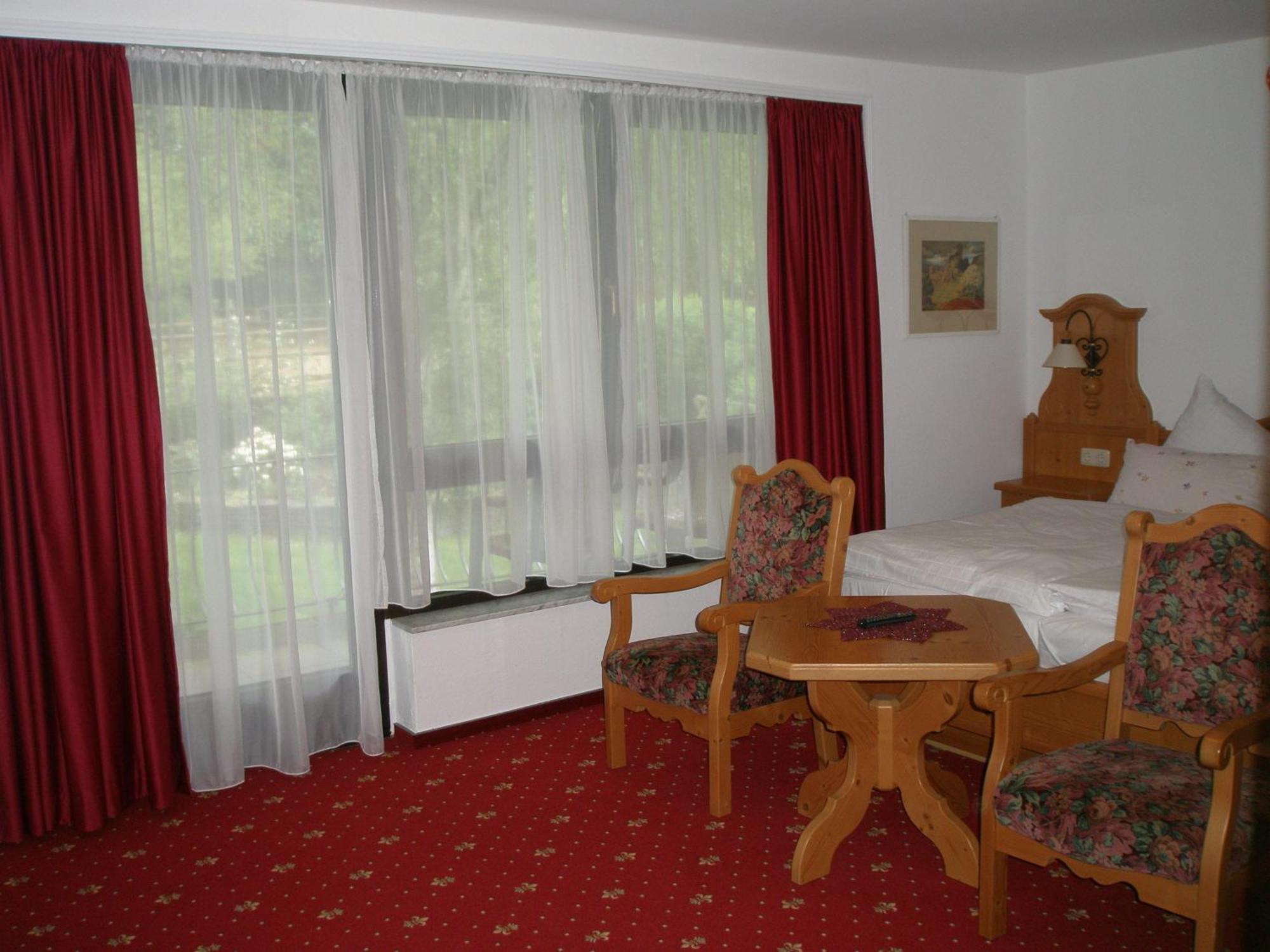 Landhotel Am Wenzelbach Prüm Buitenkant foto