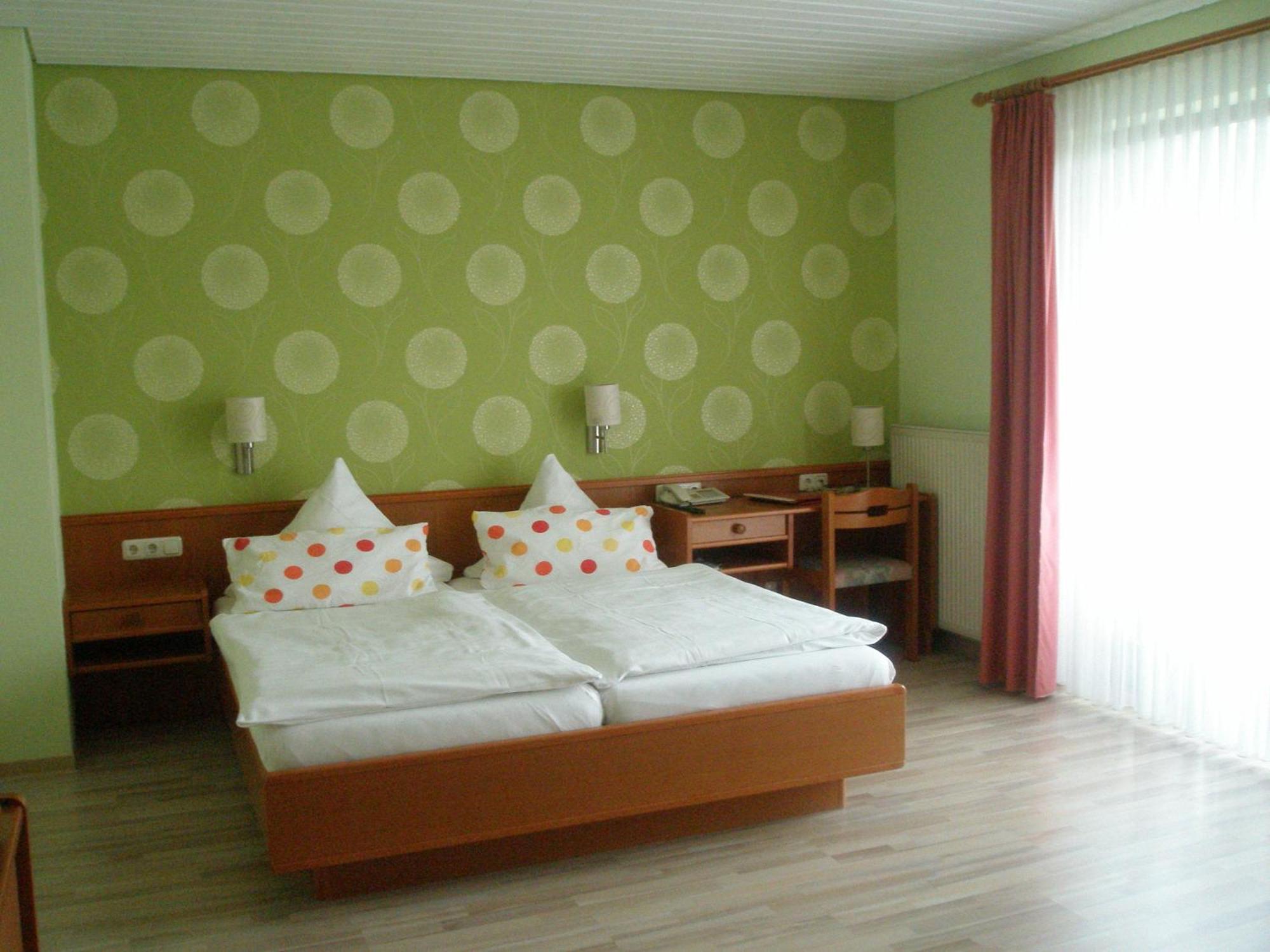 Landhotel Am Wenzelbach Prüm Buitenkant foto
