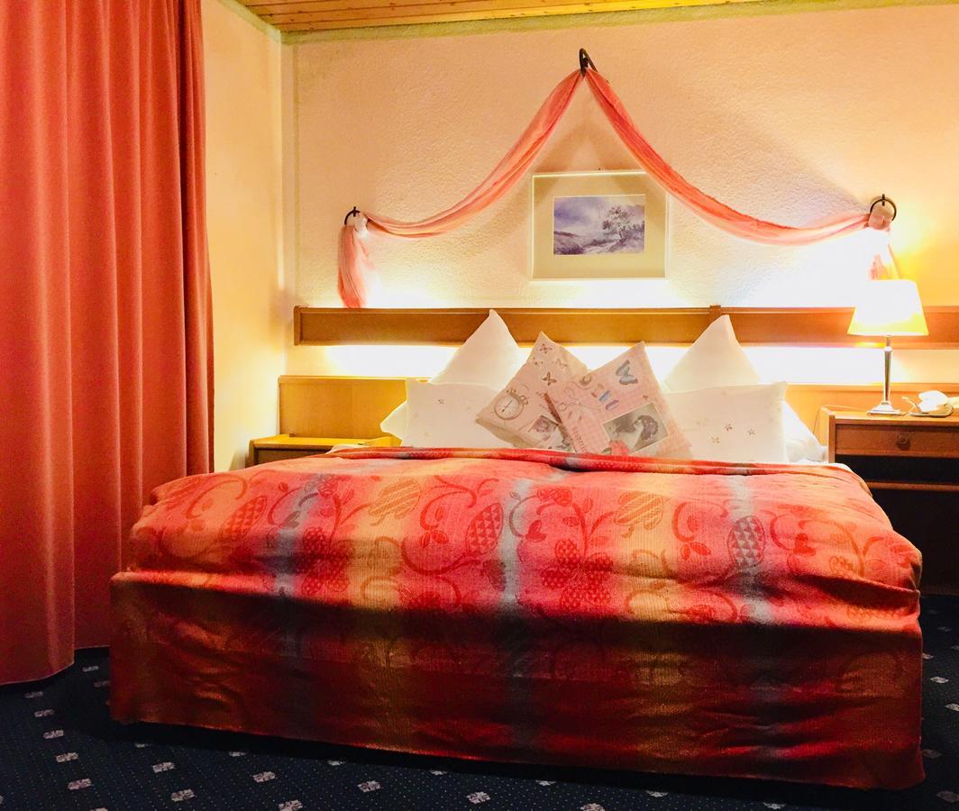 Landhotel Am Wenzelbach Prüm Buitenkant foto