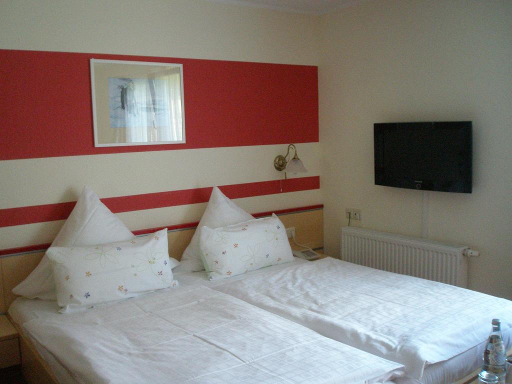 Landhotel Am Wenzelbach Prüm Kamer foto