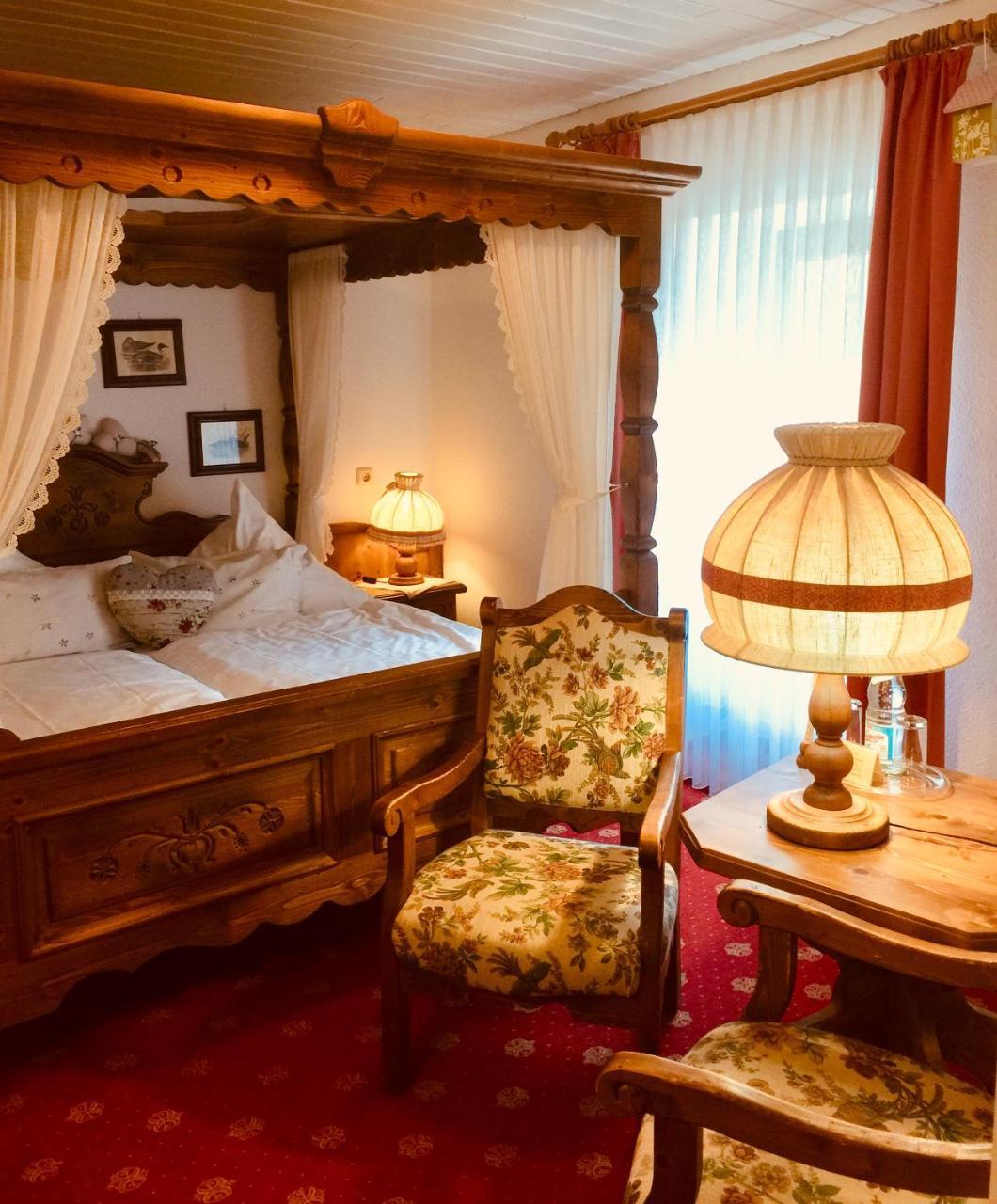 Landhotel Am Wenzelbach Prüm Buitenkant foto