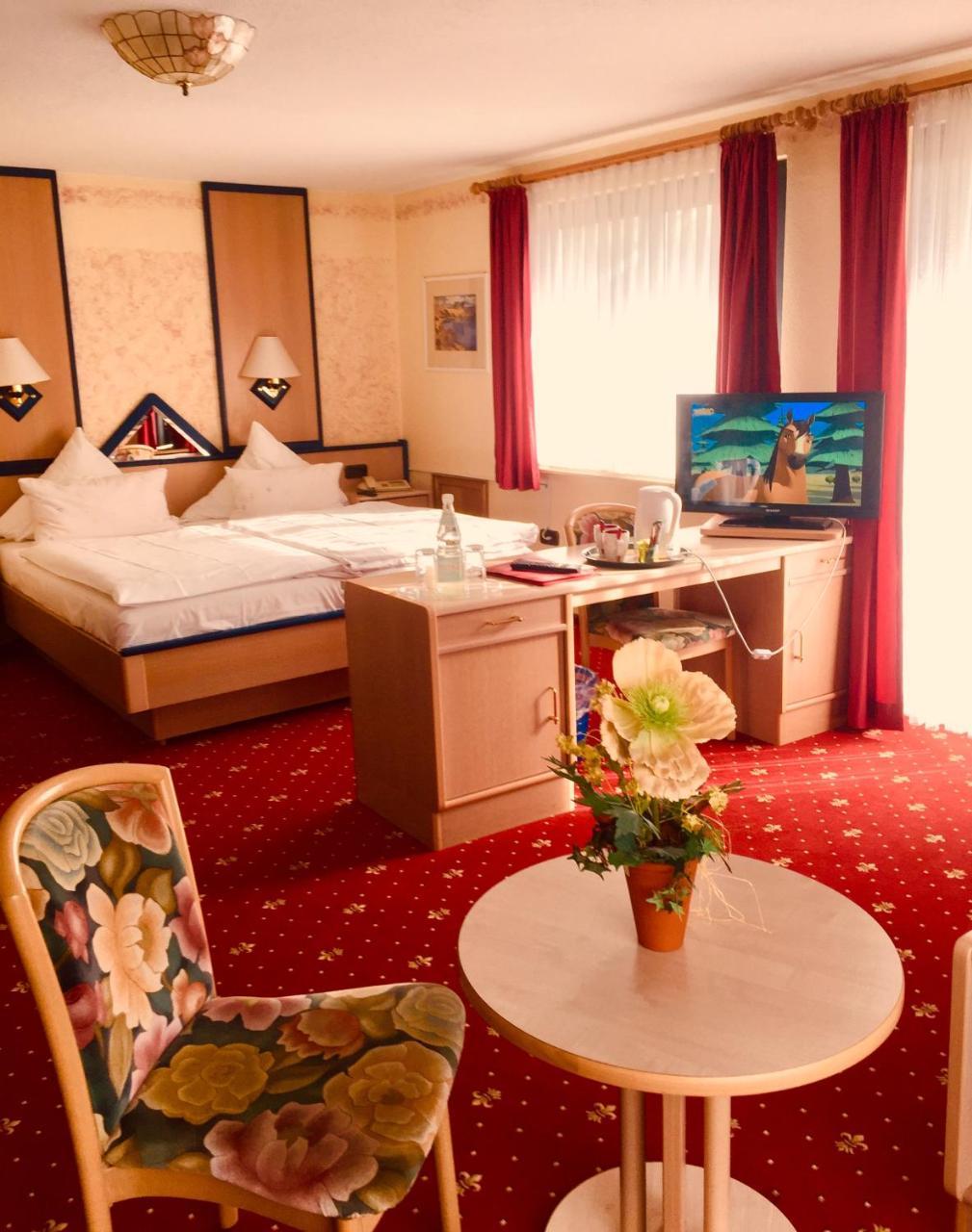 Landhotel Am Wenzelbach Prüm Buitenkant foto
